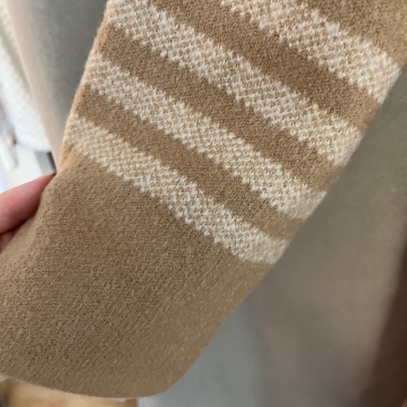 Tan Cardigan - Picture 4 of 7